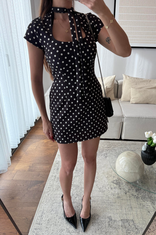 BAĞCIKLI PUANTİYE DESENLİ ELBİSE-ACI KAHVE