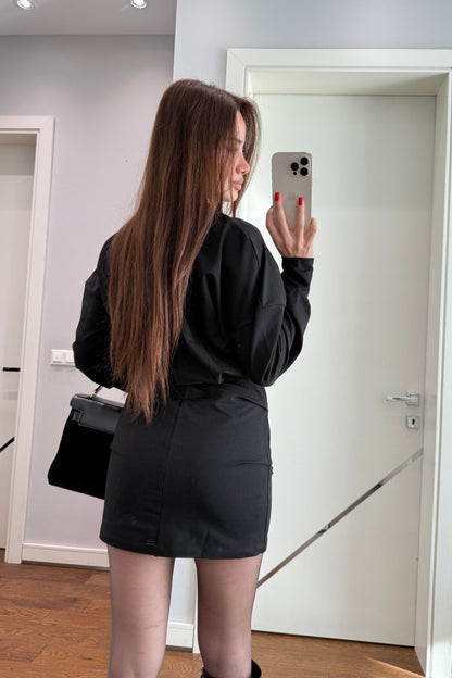 BİSİKLET YAKA BELDEN OTURTMALI ELBİSE-SİYAH