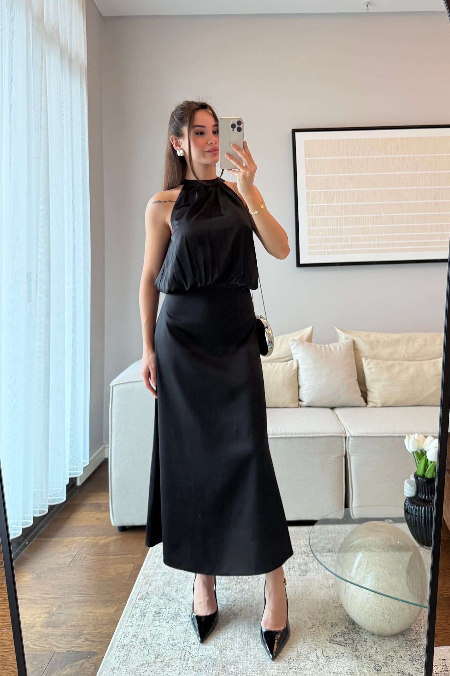 HALTER YAKA DÖKÜMLÜ ELBİSE-SİYAH