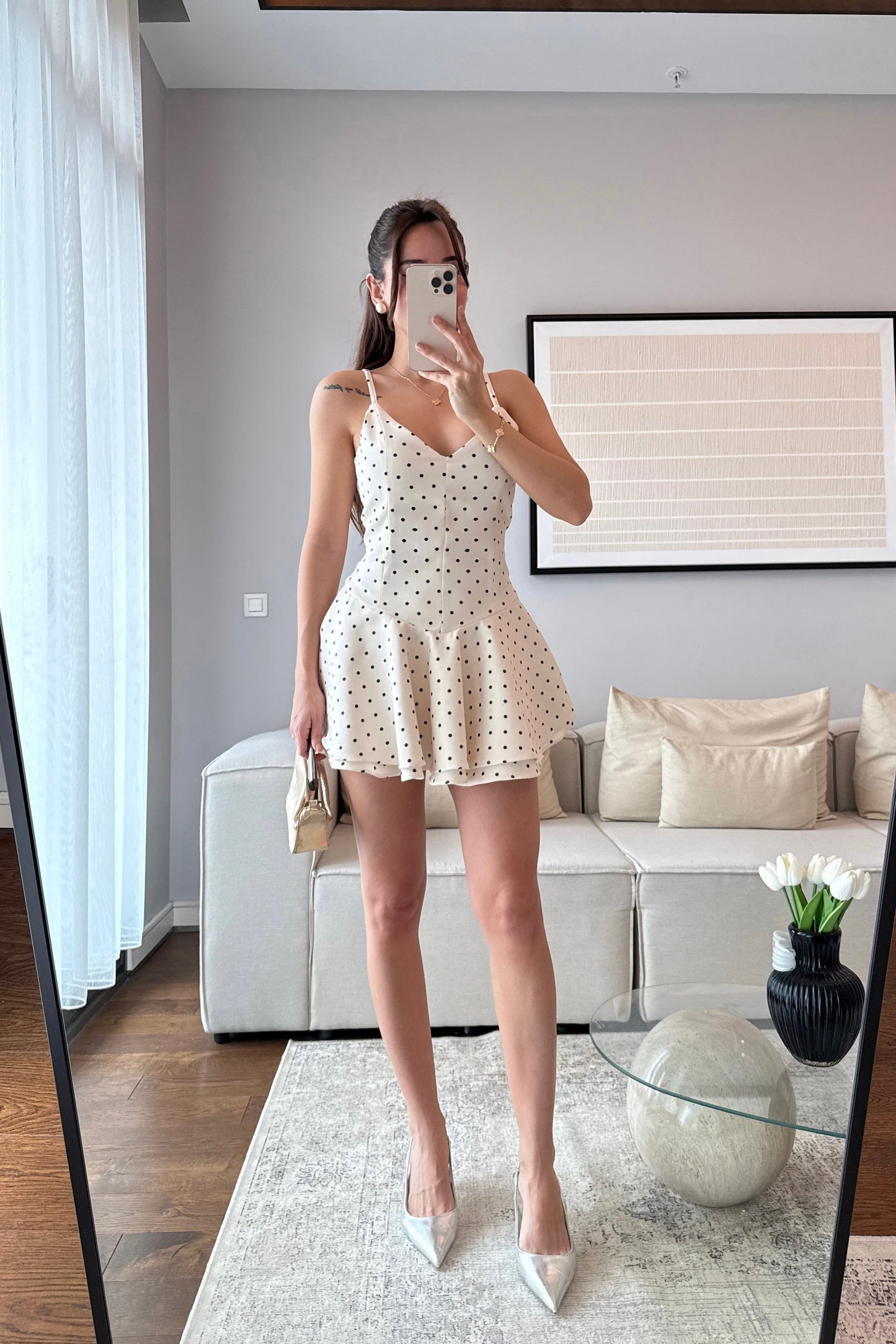 PUANTİYE DESENLİ KISA TULUM ELBİSE