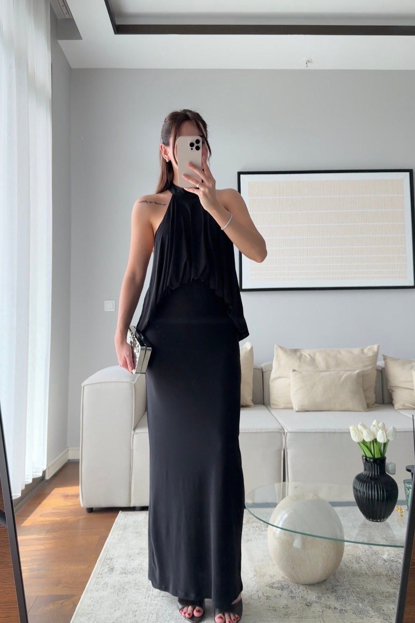 SIRT DEKOLTELİ HALTER YAKA TASARIM ELBİSE-SİYAH