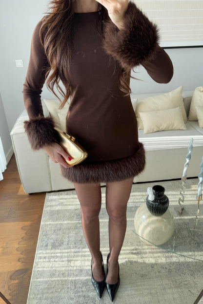 KÜRK DETAYLI MUADİL ELBİSE-ACI KAHVE