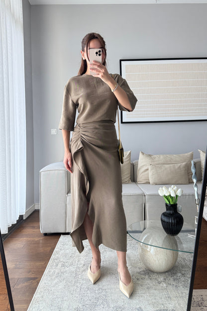 YARIM KOL YANDAN DRAPELİ ELBİSE- HAKİ